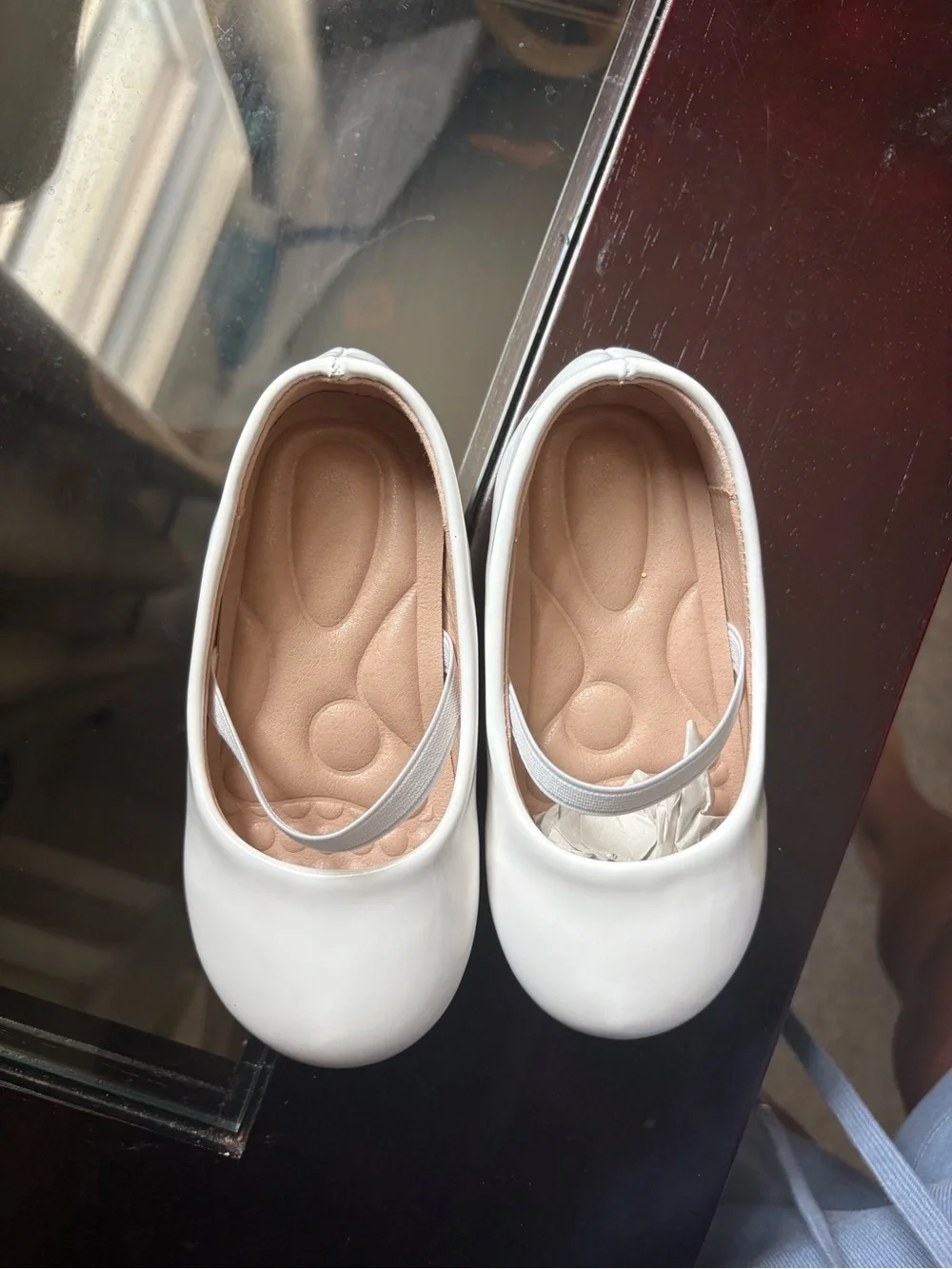 Girls' Patent Ballet Flats with Elastic Strap - white